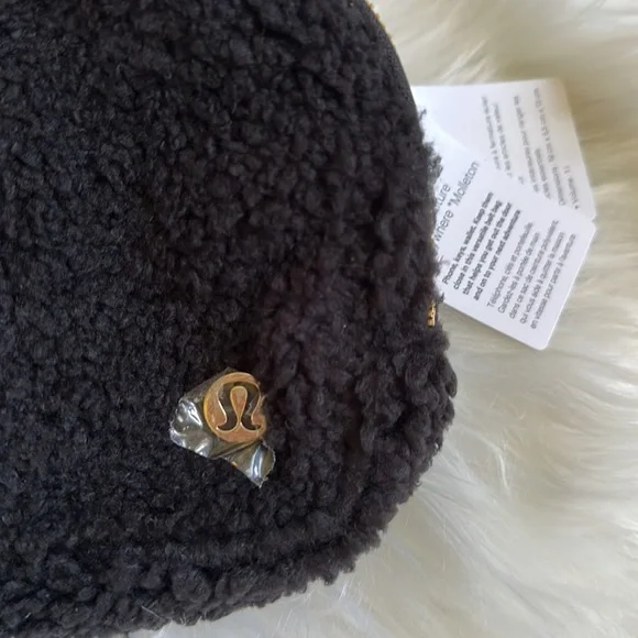 Everywhere BELT BAG Fleece black Fanny Pack LAST CHANCE Lululemon - Picture 9 of 16